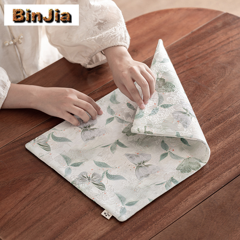 Embroidery Cloth - ผ้ารองจานปักลายผีเสื้อสองด้าน ผ้ารองแก้วโบราณ ผ้าปูโต๊ะอาหาร ชุดน้ำชา งานฝีมือ