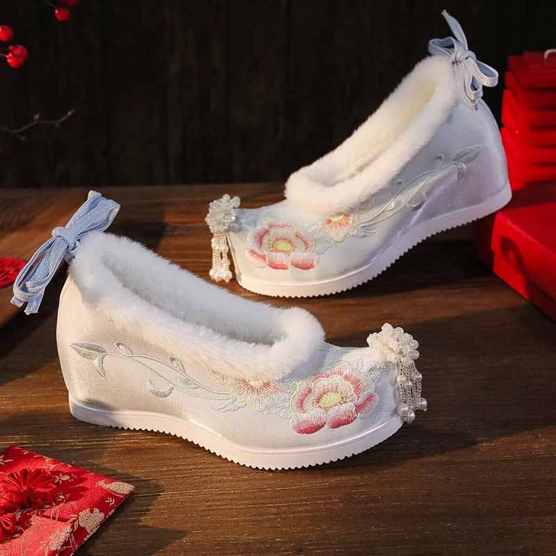 Embroidery Cloth - ไซส์ใหญ่พิเศษสำหรับผู้หญิง 41 # รองเท้าฮันฟูปักลาย รองเท้าผ้าปักลายแบบจีนปักลายแบบดั้งเดิม รองเท้าฮันฟูปักลาย