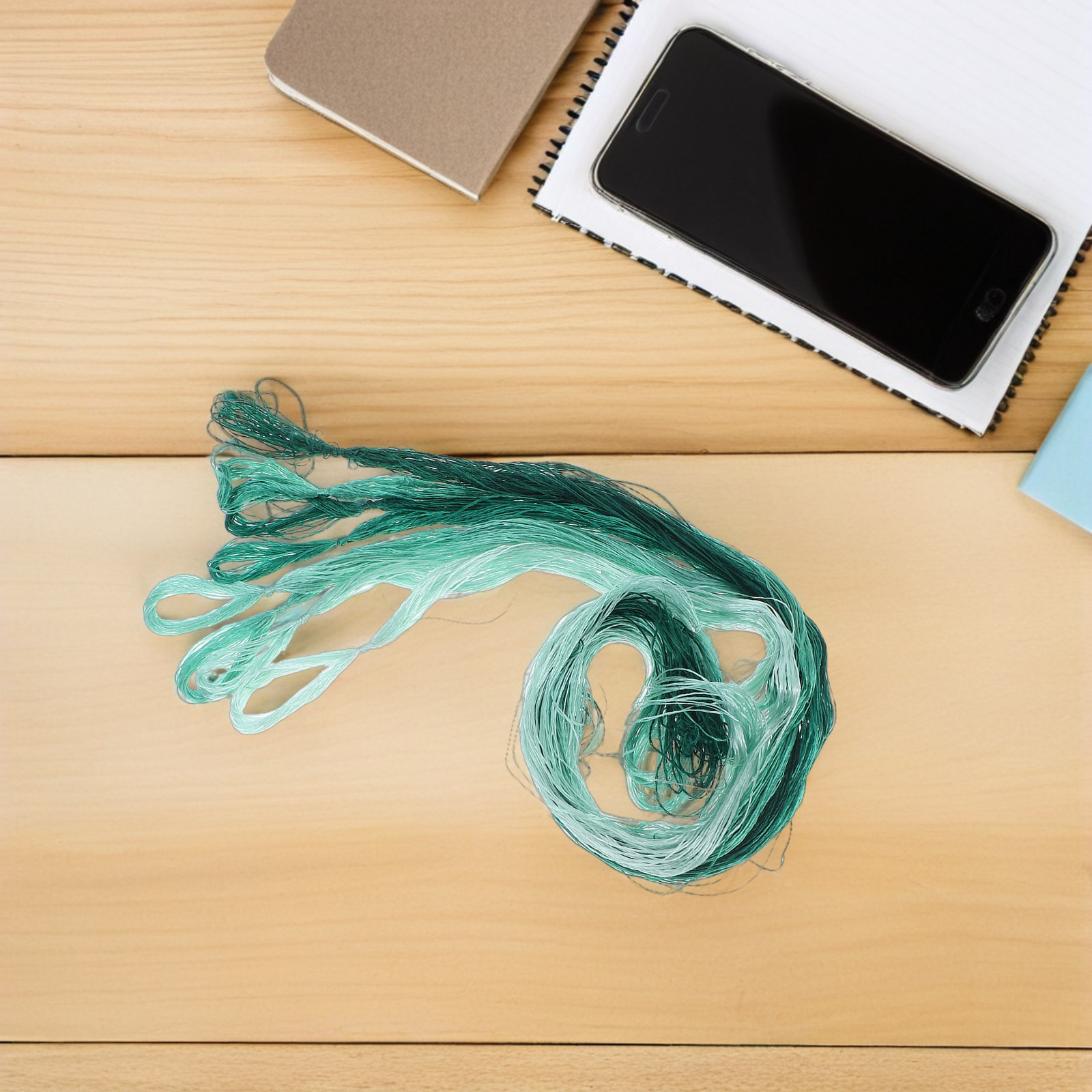 Embroidery Floss - ด้ายปักผ้าไหมธรรมชาติ 8 ชิ้น สำหรับงานเย็บมือ DIY งานฝีมือ