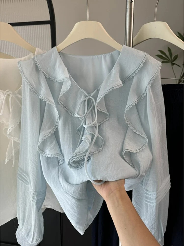 Embroidery Origin - เสื้อเบลาส์แขนยาวคอวีสไตล์ฝรั่งเศสสำหรับผู้หญิง ฤดูใบไม้ผลิ ฤดูร้อน แต่งระบาย ดีไซน์ใหม่