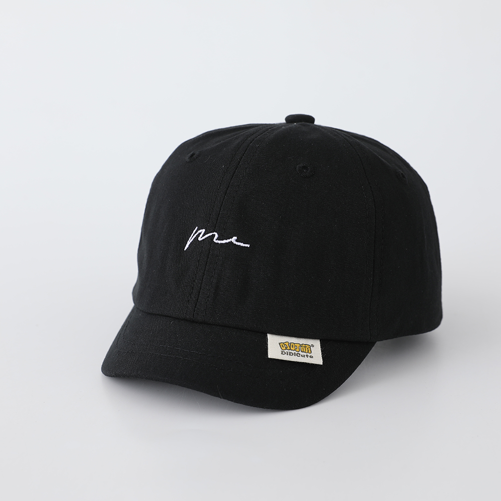 หมวกเบสบอลปักลายตัวอักษร 'Me'  - Embroidery Cap บทวิจารณ์และราคา