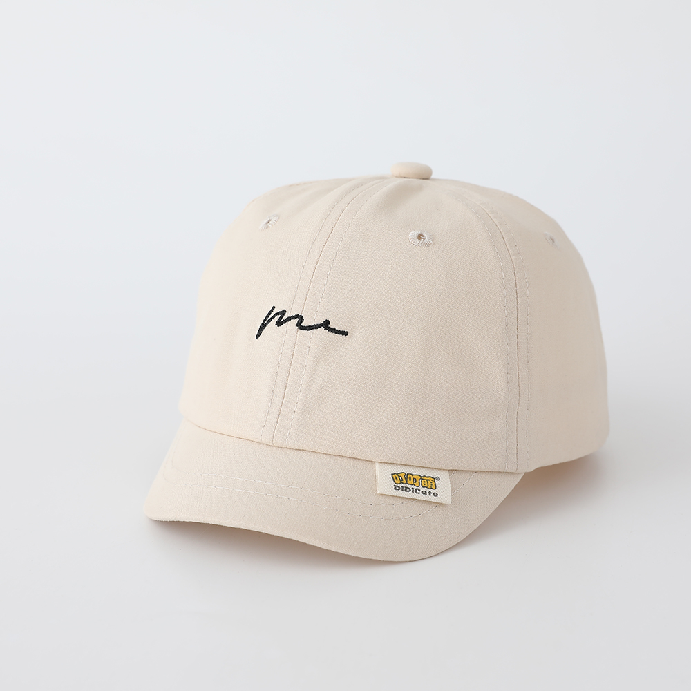 หมวกเบสบอลปักลายตัวอักษร 'Me'  - Embroidery Cap บทวิจารณ์และราคา