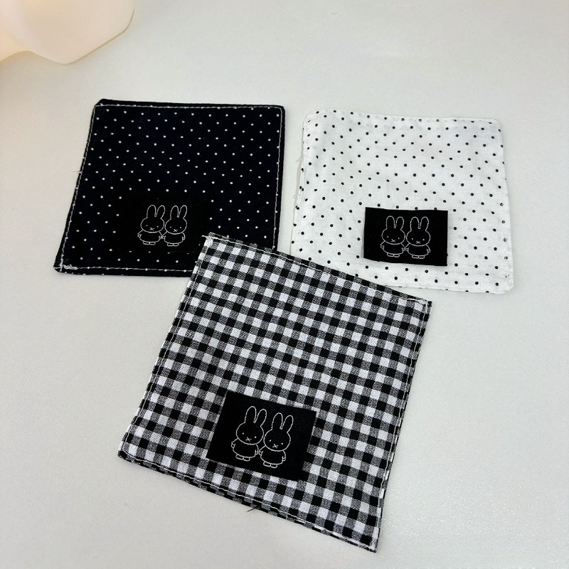 แผ่นรองแก้วผ้าลายมิฟฟี่สุดน่าร - Embroidery Cloth บทวิจารณ์และราคา