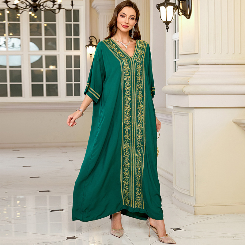 ชุดคลุมว่ายน้ำปักลาย คอวี แขนส - Embroidery Kaftan บทวิจารณ์และราคา