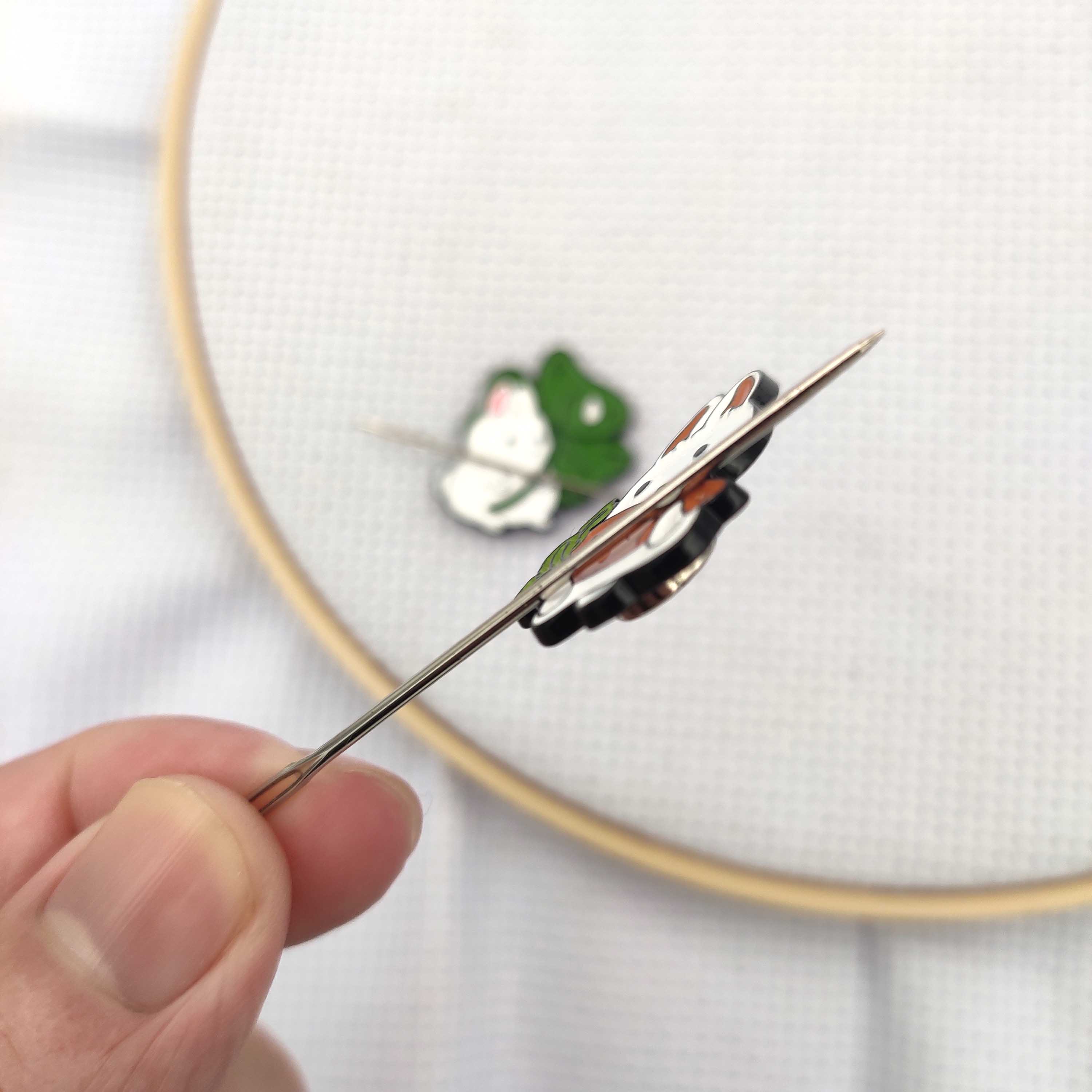 ที่เก็บเข็มเย็บผ้ารูปกระต่าย,  - Needle Minder Magnet บทวิจารณ์และราคา