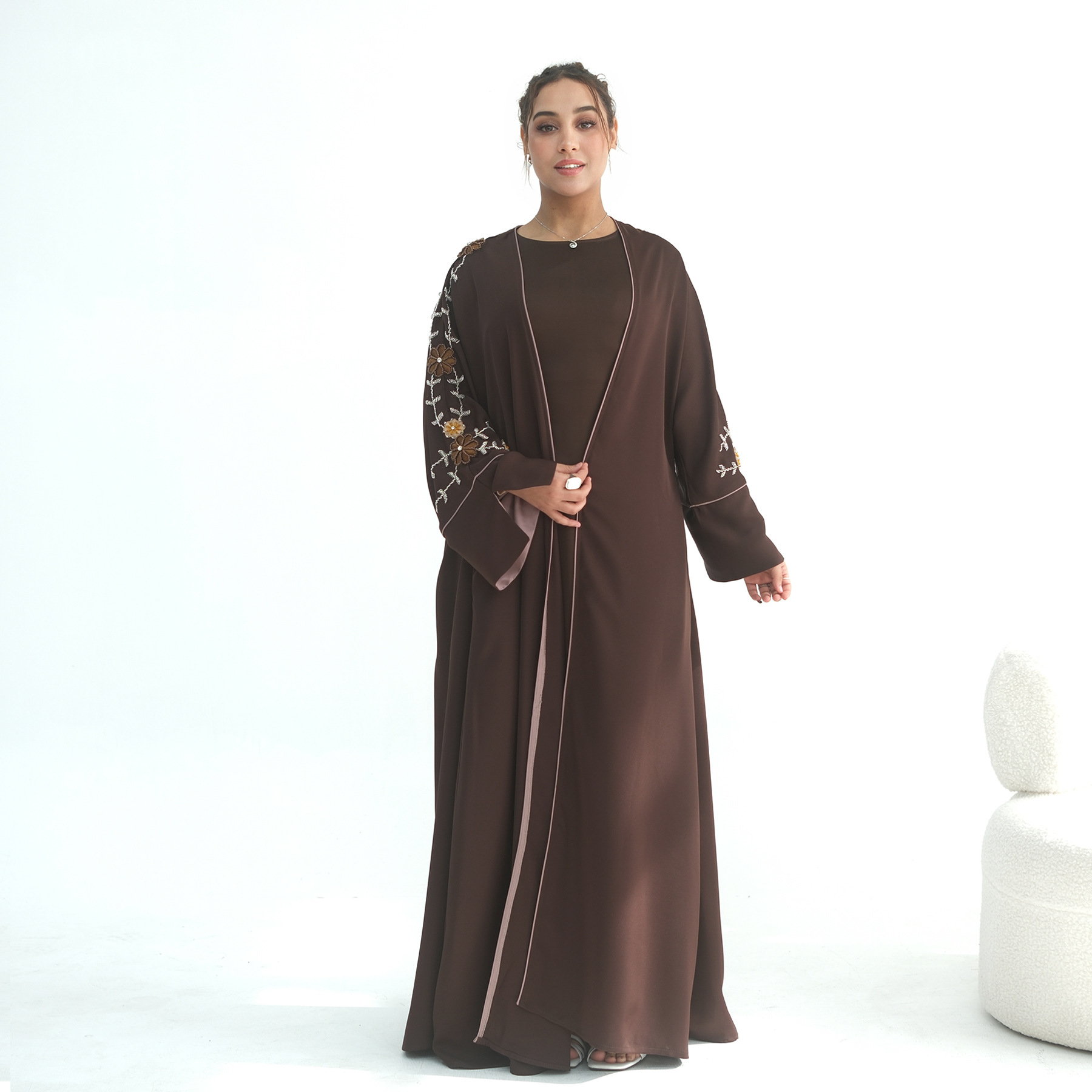 ชุดอาบายะปักลายประดับลูกปัดสำห - Embroidery Kaftan บทวิจารณ์และราคา