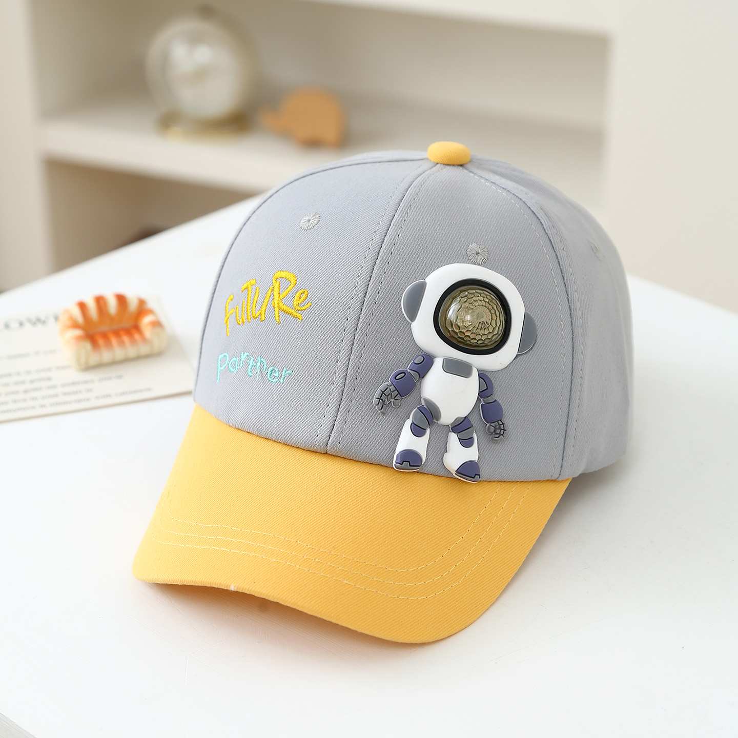 ตุ๊กตารоботยางนิ่มสำหรับเด็ก พ - Embroidery Cap บทวิจารณ์และราคา