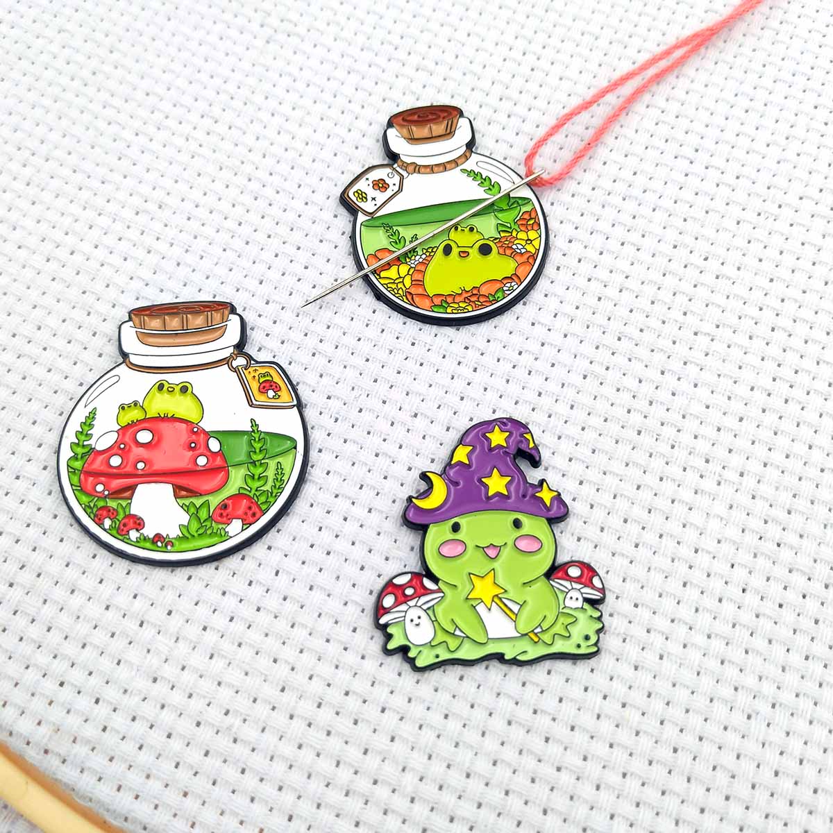 ที่เก็บเข็มปักผ้ารูปกบสีเขียว  - Needle Minder Magnet บทวิจารณ์และราคา