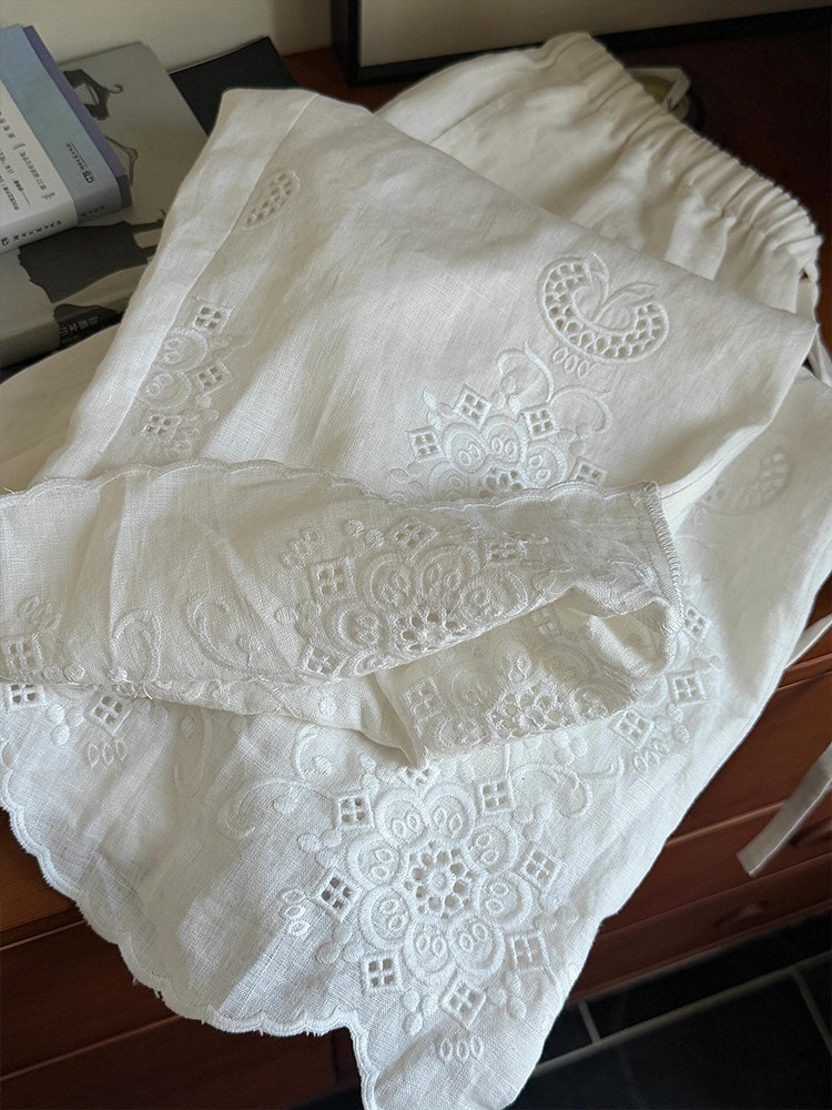 กางเกงขายาวทรงหลวมปักลายสไตล์ญ - Embroidery Artist บทวิจารณ์และราคา