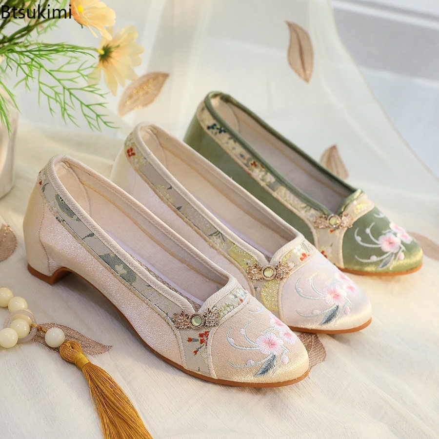 รองเท้าผู้หญิงสไตล์ชาติพันธุ์ป - Embroidery Cloth บทวิจารณ์และราคา