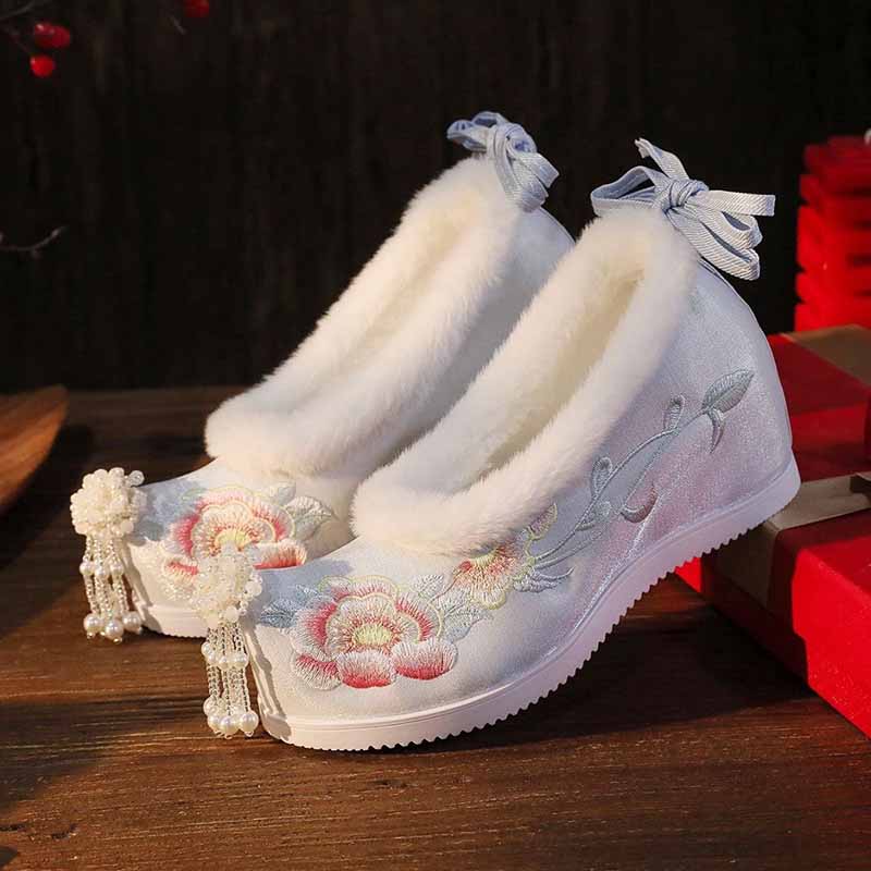 ไซส์ใหญ่พิเศษสำหรับผู้หญิง 41  - Embroidery Cloth บทวิจารณ์และราคา