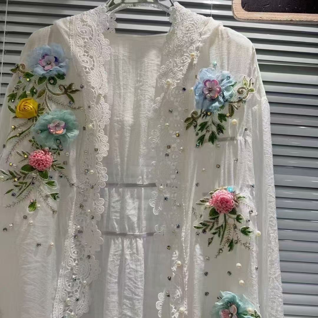 ผ้าฝ้ายระบายอากาศผสมสีขาวคลุมด - Embroidery Cardigan บทวิจารณ์และราคา