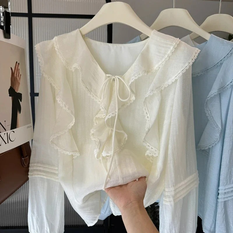 เสื้อเบลาส์แขนยาวคอวีสไตล์ฝรั่ - Embroidery Origin บทวิจารณ์และราคา