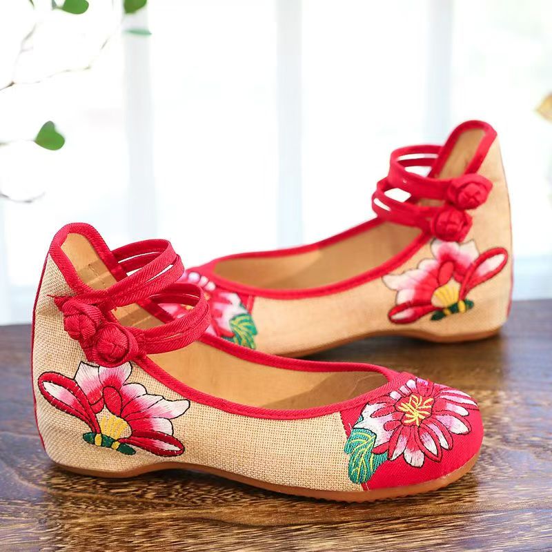 รองเท้าผ้าปักลายสำหรับผู้หญิง  - Embroidery Cloth บทวิจารณ์และราคา