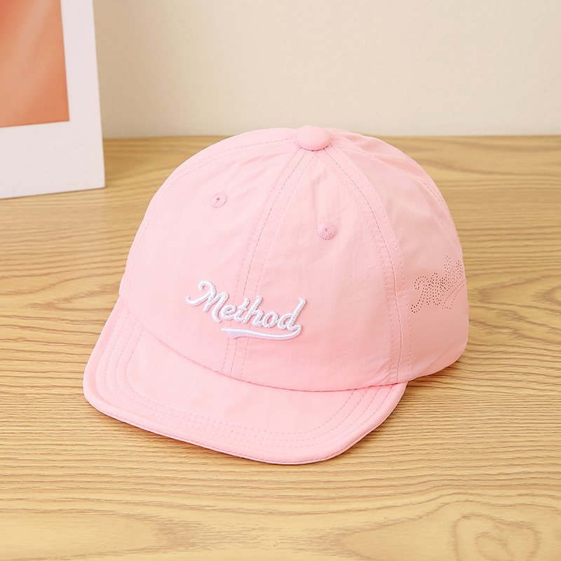 หมวกเบสบอลเด็กทรงอเมริกันปักลา - Embroidery Cap บทวิจารณ์และราคา
